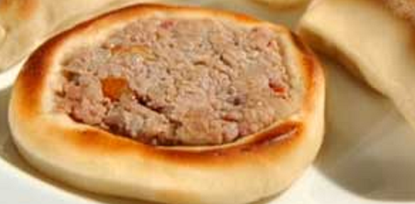 esfirra-aberta-de-carne